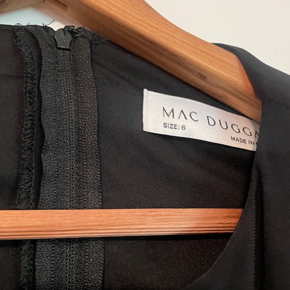 New Mac Duggal Puff Shoulder Cut Out Longsleeve Black Gown Dress size 6 - Picture 6 of 14